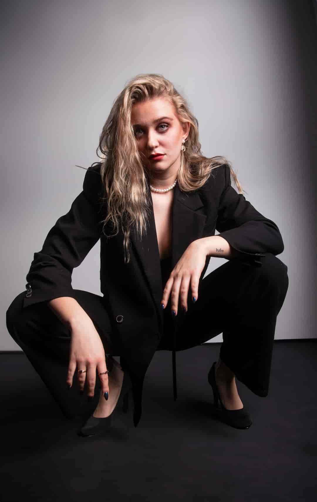 studio image 20